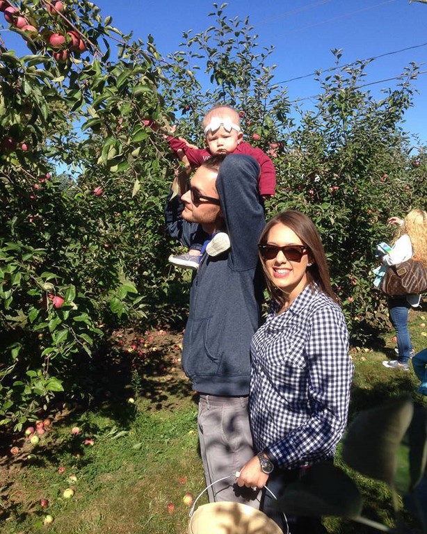 Apple Picking & Apple Cider - Smith's Orchard Cider Mill